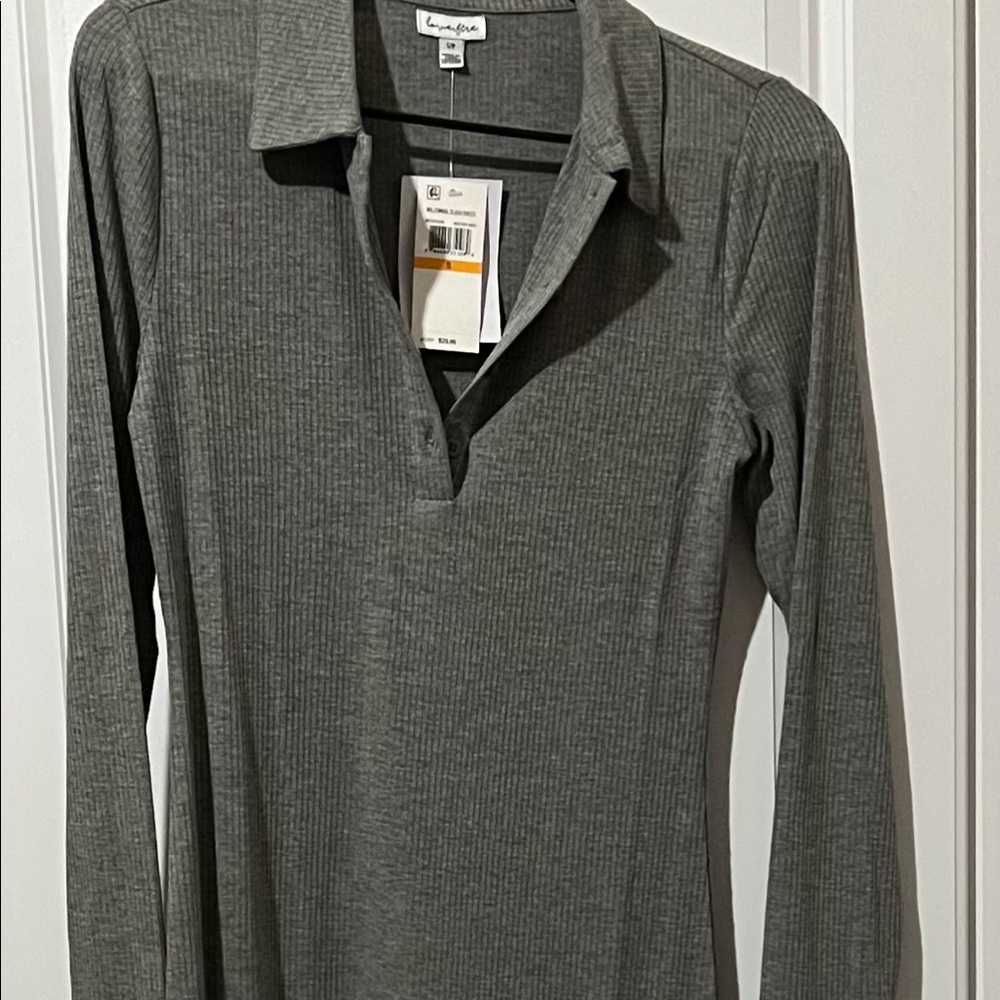 🌺NWT Love, Fire Gray Millennial Class Dress, size S